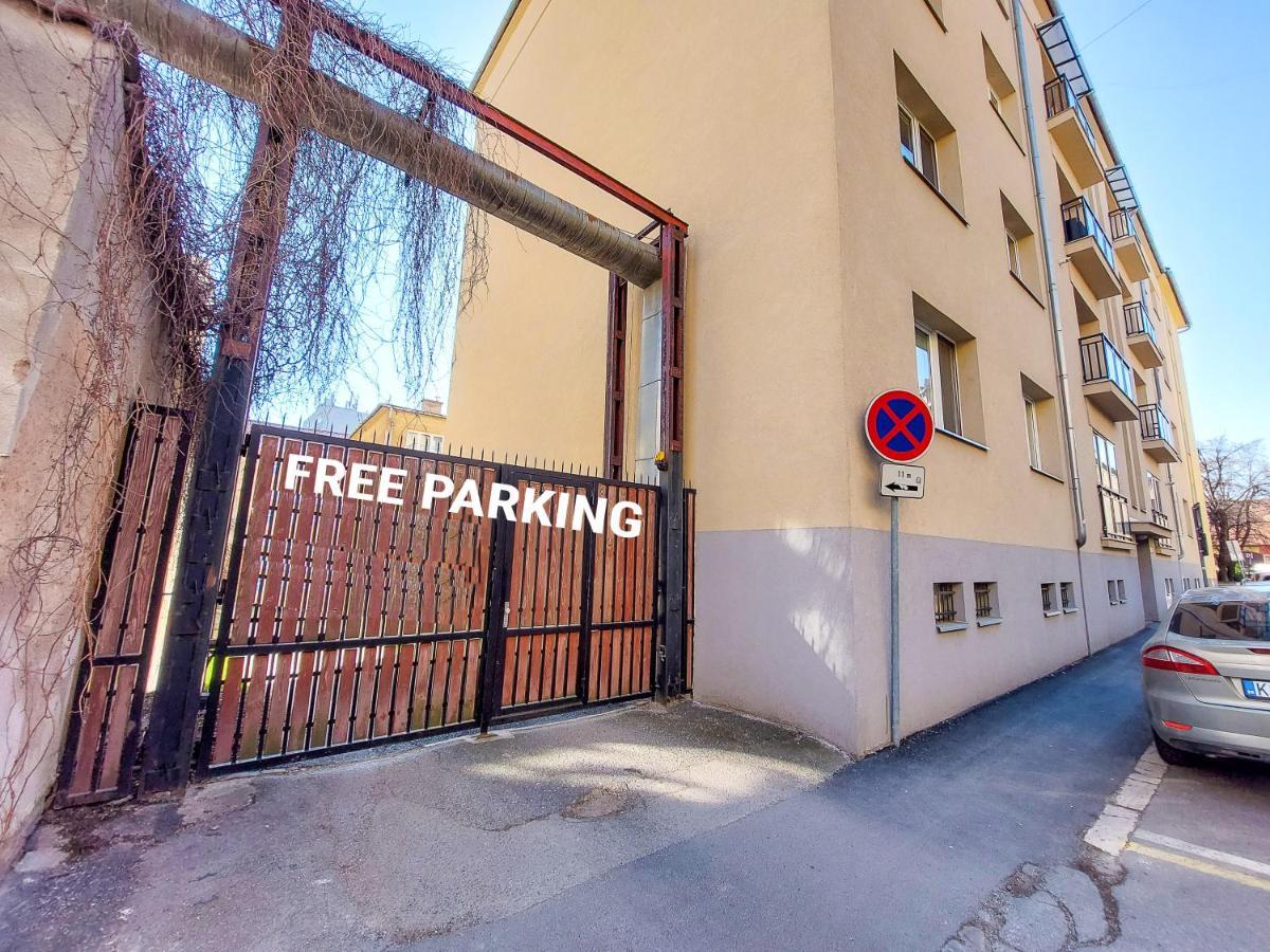 Podtatranskeho Old Town Kosice Apartment Exterior foto